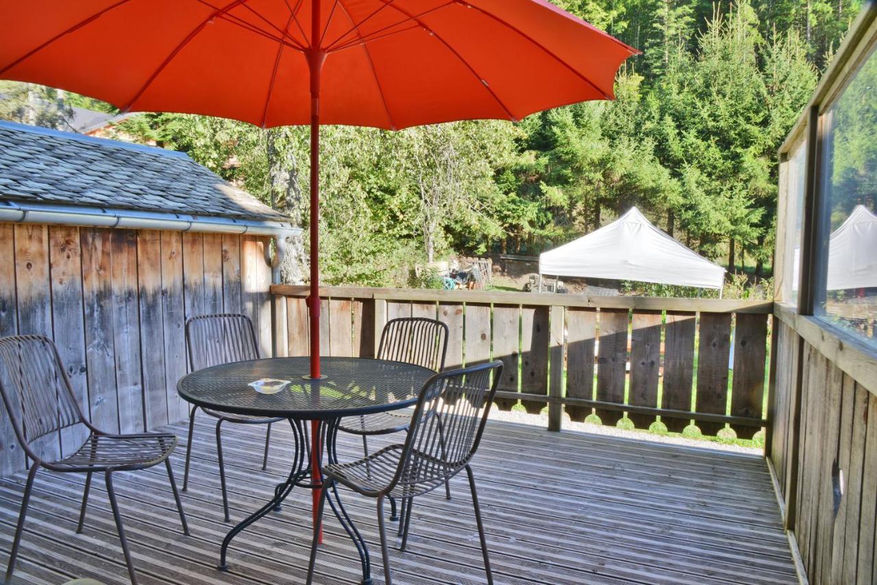 Appartement 6 Pers 70 M² Dans Chalet Chez Marie モントリオン エクステリア 写真